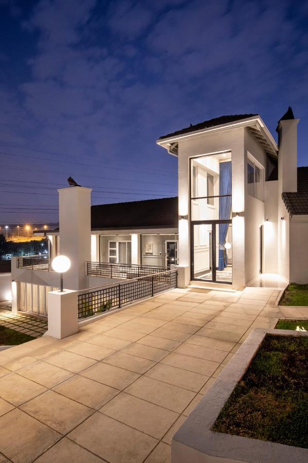 Fauchil Boutique Hotel Johannesburg Bagian luar foto